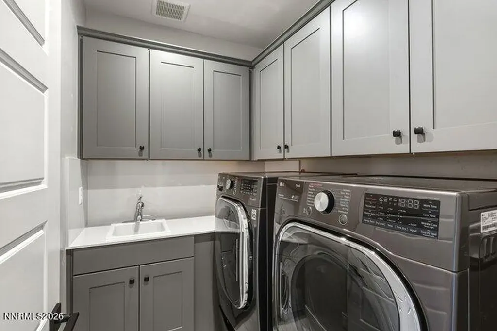 5535 Dapplegray Reno NV 89511