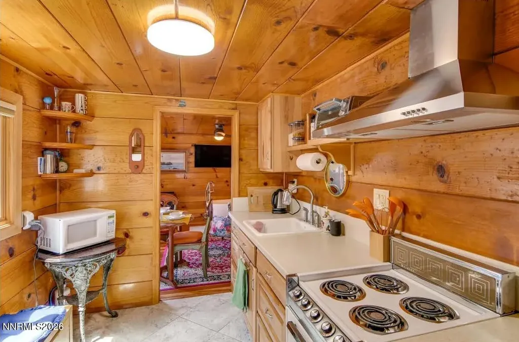 212 Lyons Zephyr Cove NV 89448