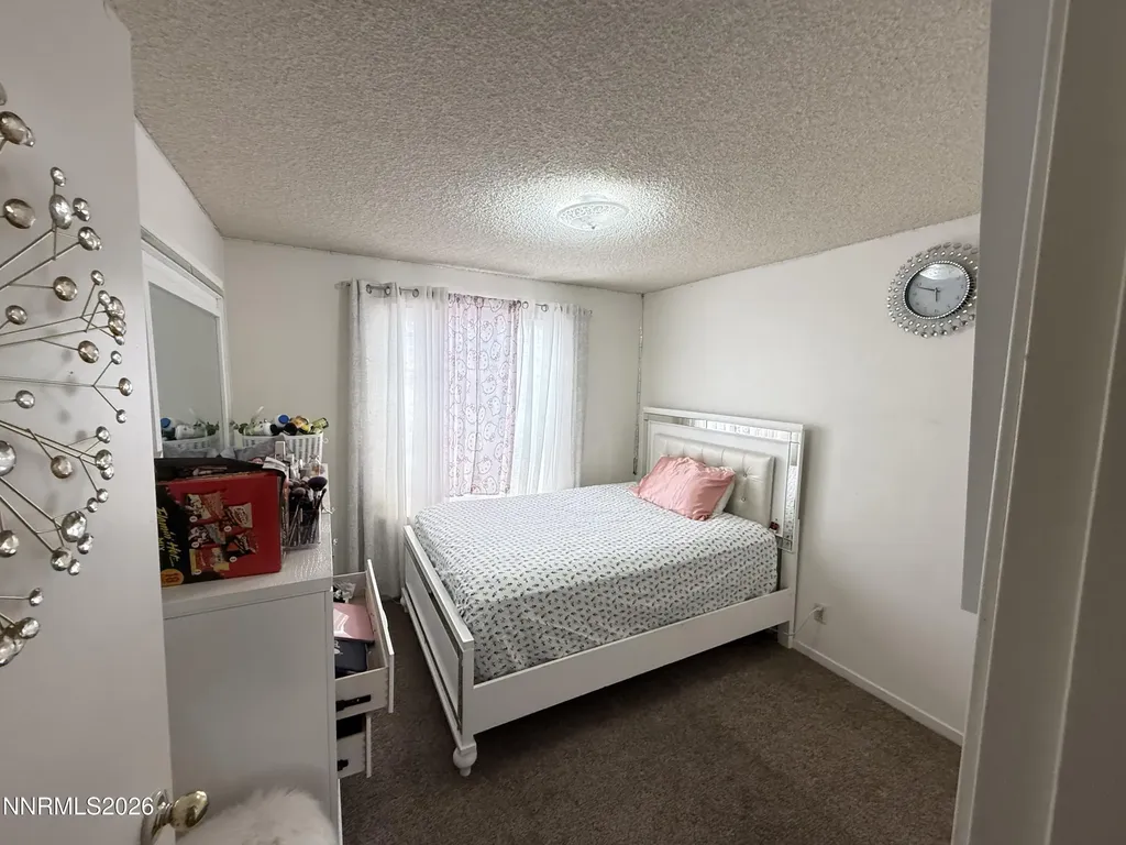 1585 Mescalero Reno NV 89523