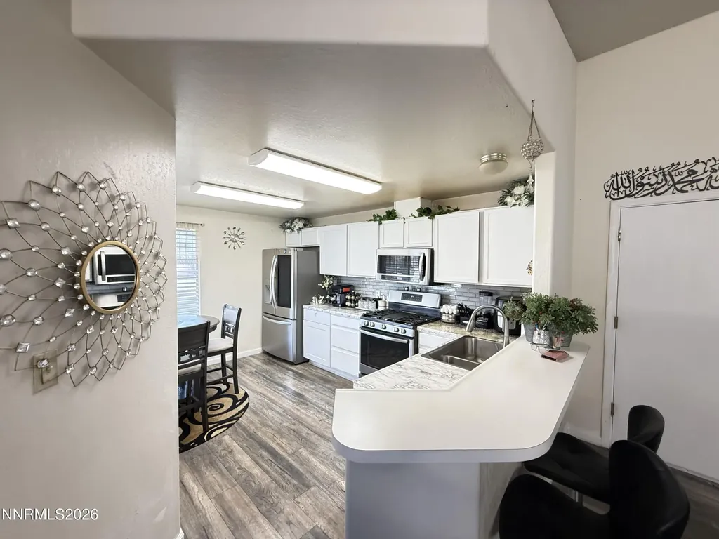 1585 Mescalero Reno NV 89523