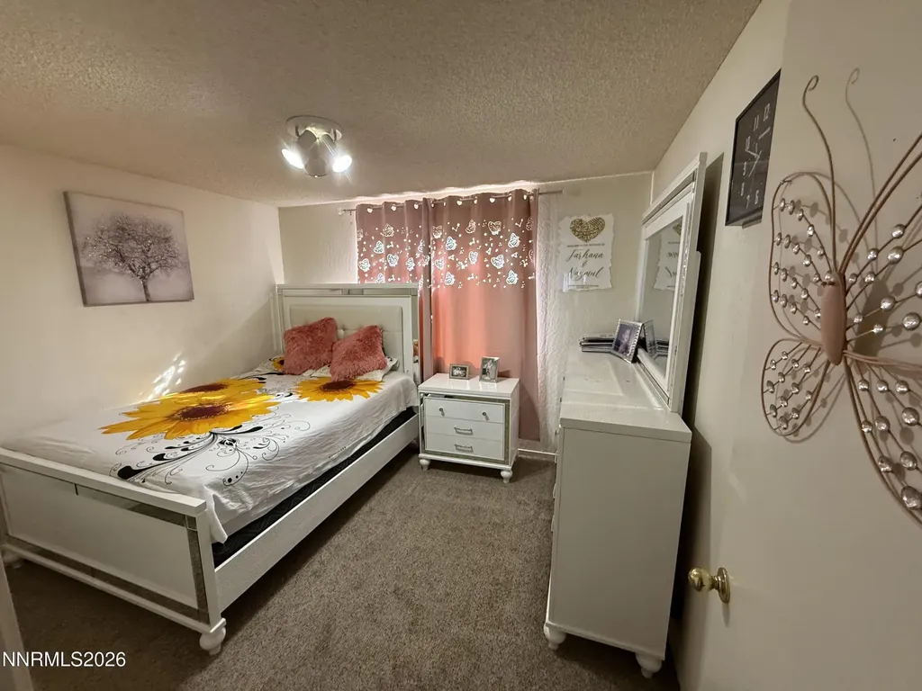 1585 Mescalero Reno NV 89523