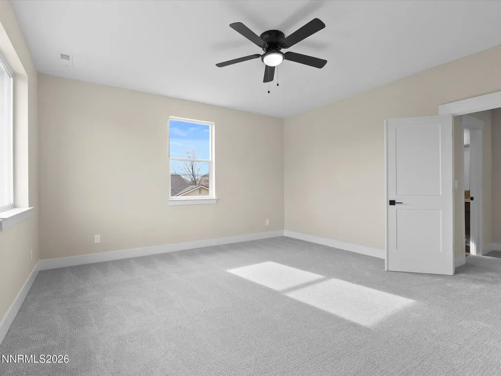 3592 Oakridge Sparks NV 89436