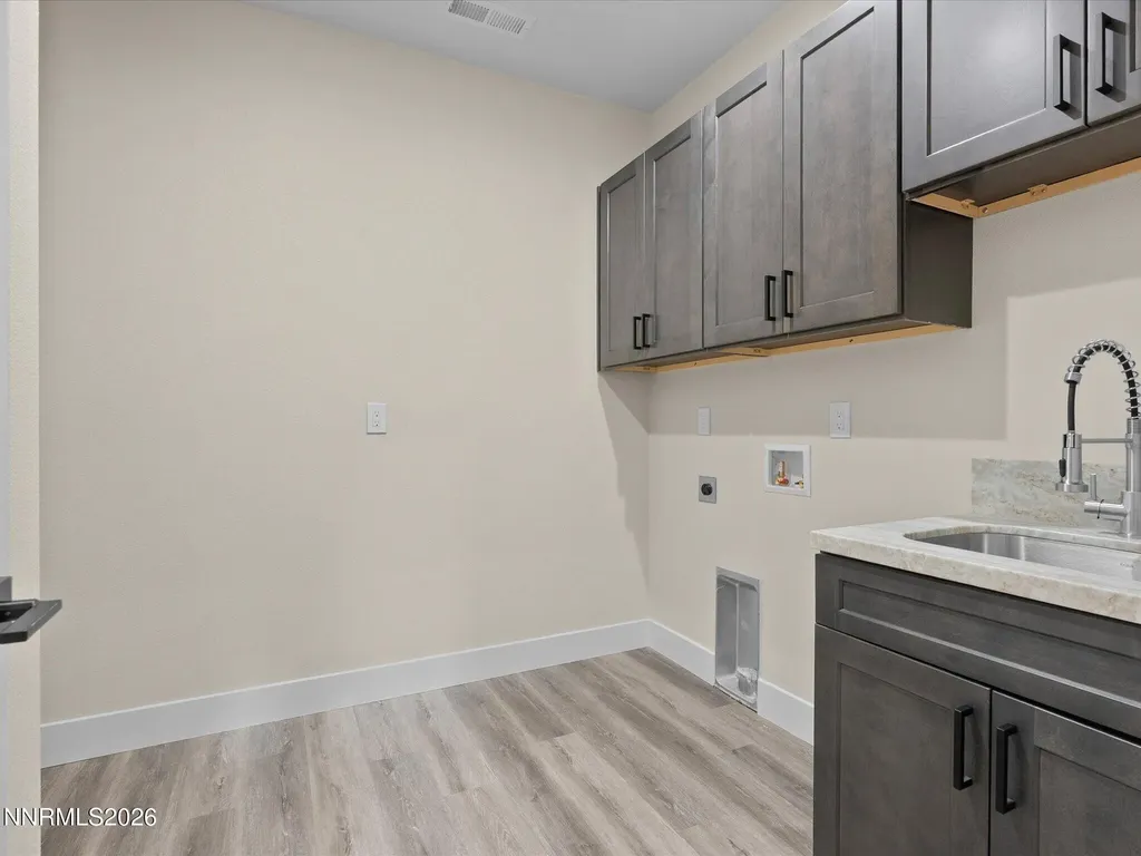 3592 Oakridge Sparks NV 89436