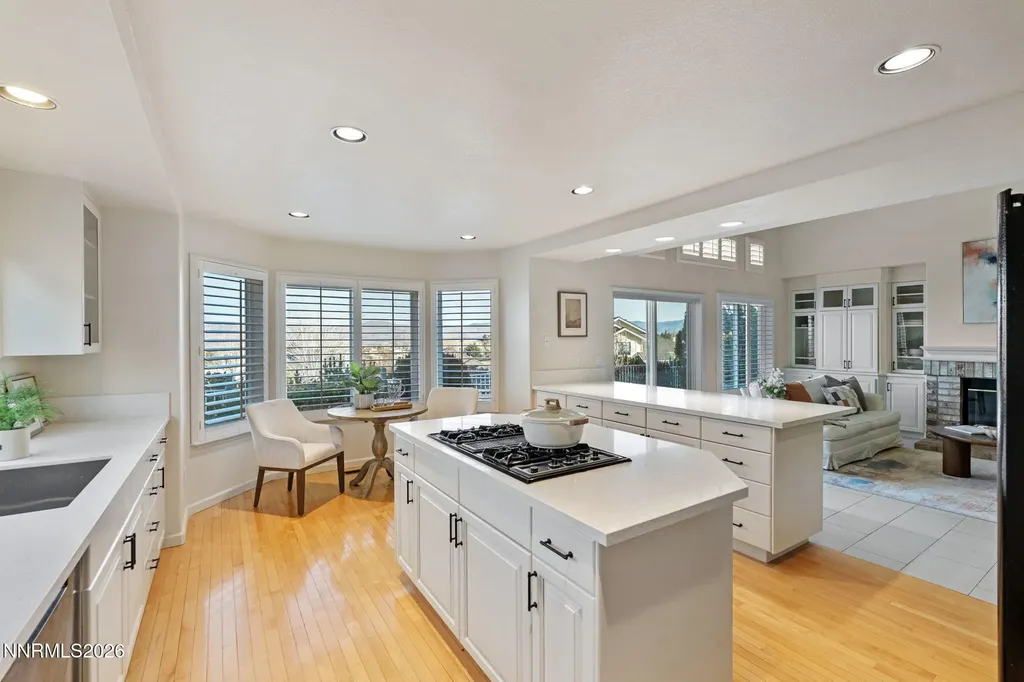 6186 Squires Reno NV 89519