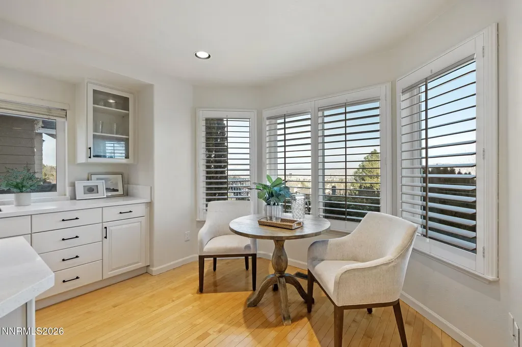 6186 Squires Reno NV 89519