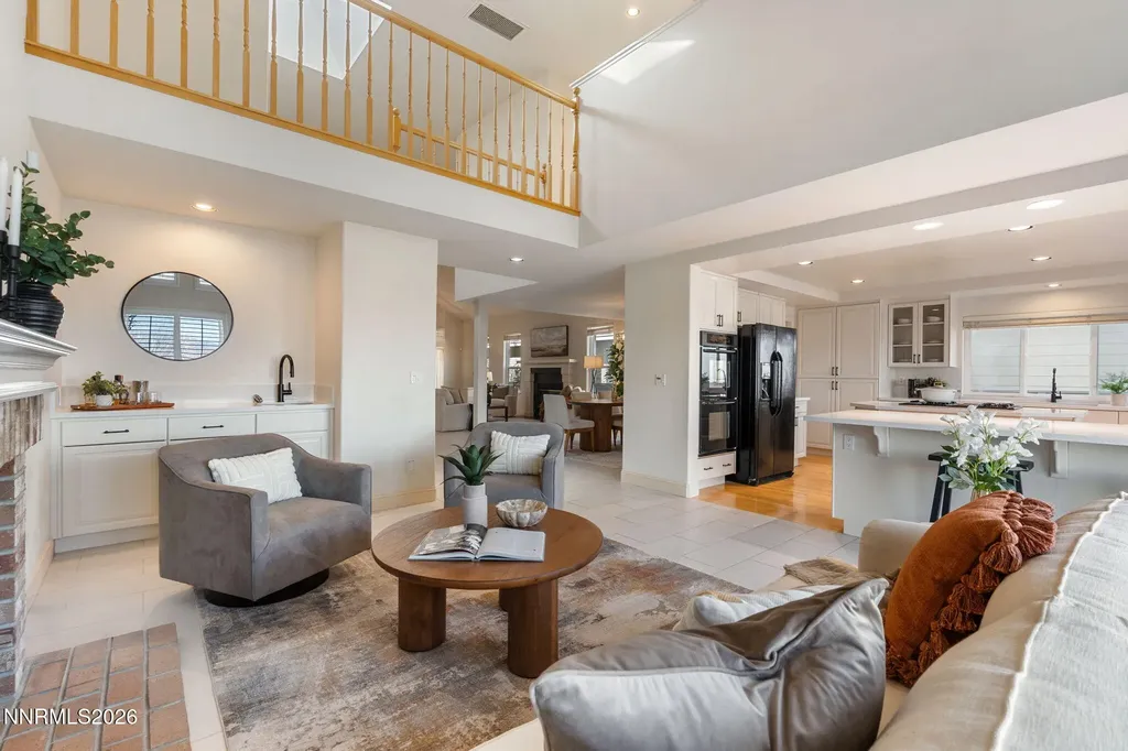 6186 Squires Reno NV 89519