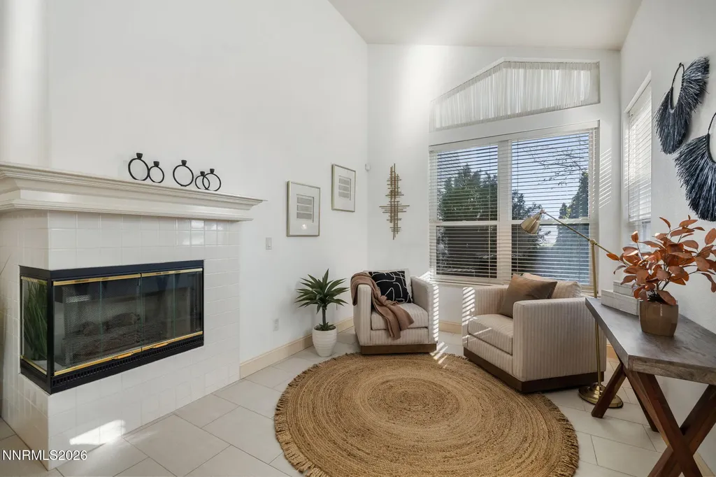 6186 Squires Reno NV 89519