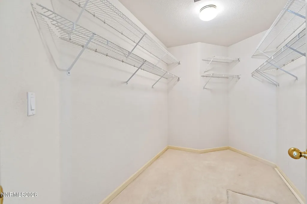 6186 Squires Reno NV 89519
