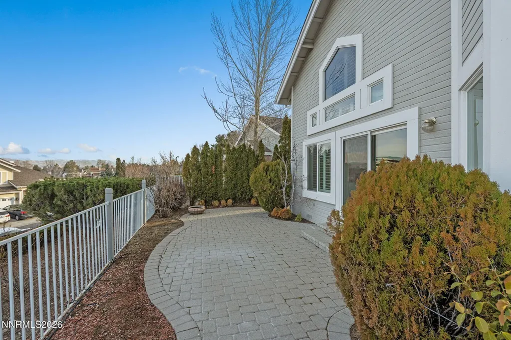 6186 Squires Reno NV 89519