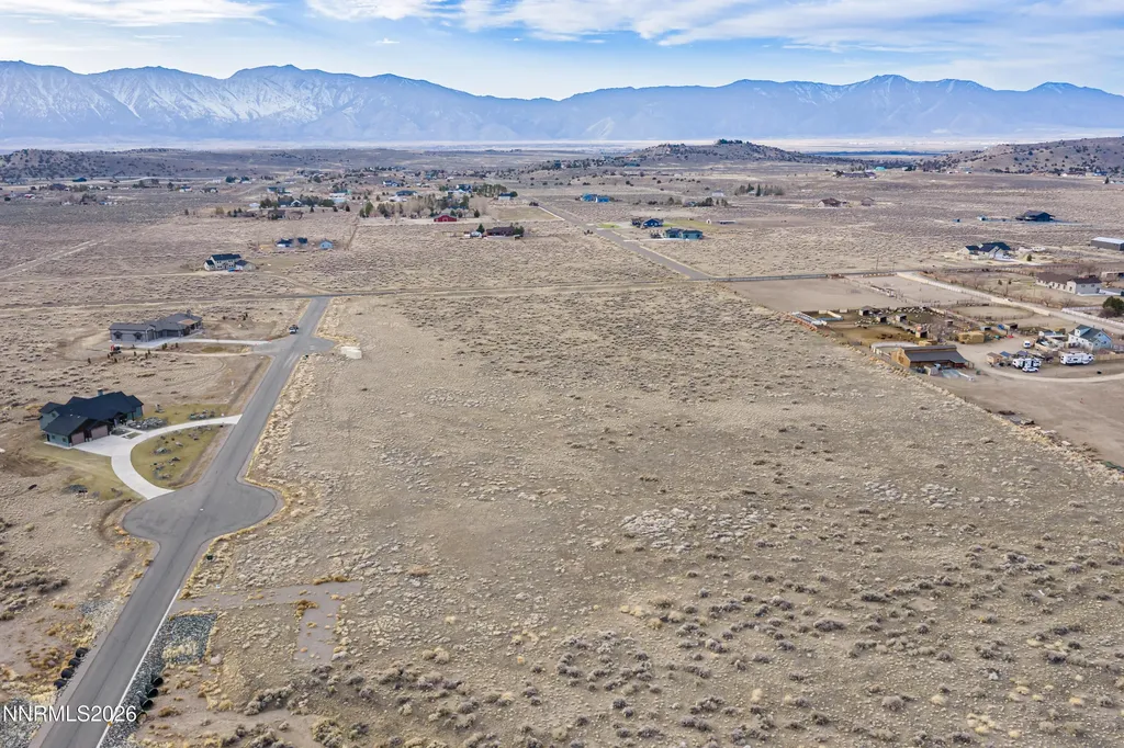 2410 Blaze Gardnerville NV 89410