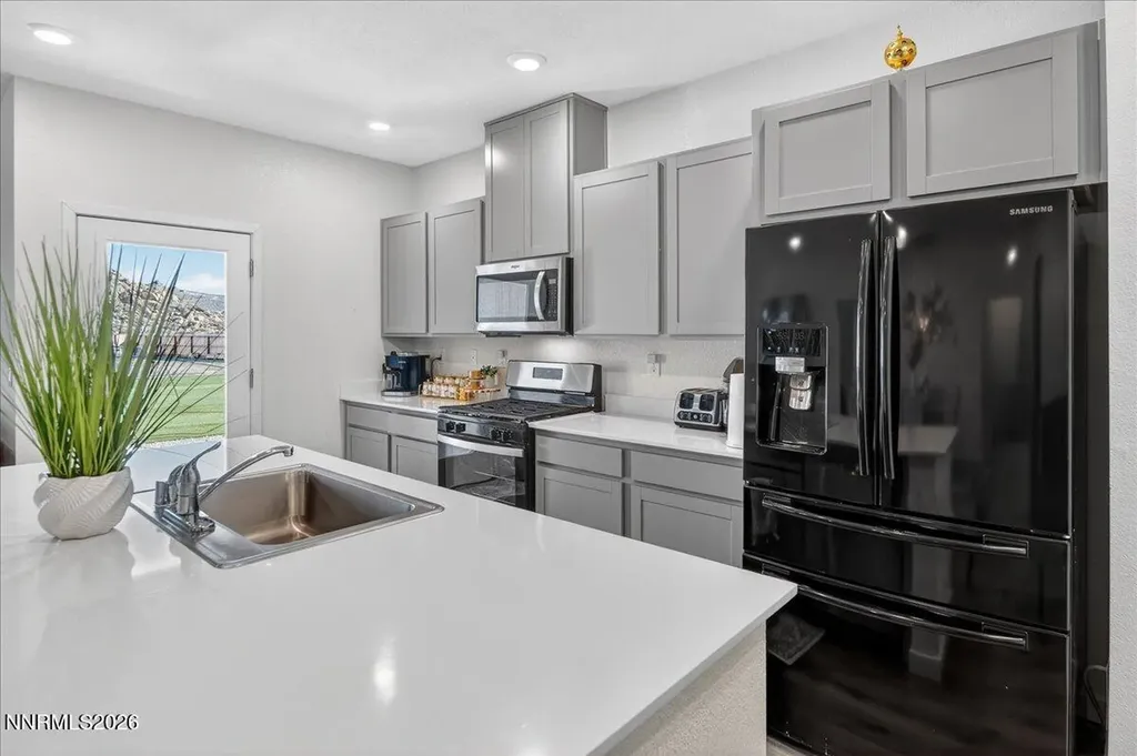 7397 Mountain Top Reno NV 89506