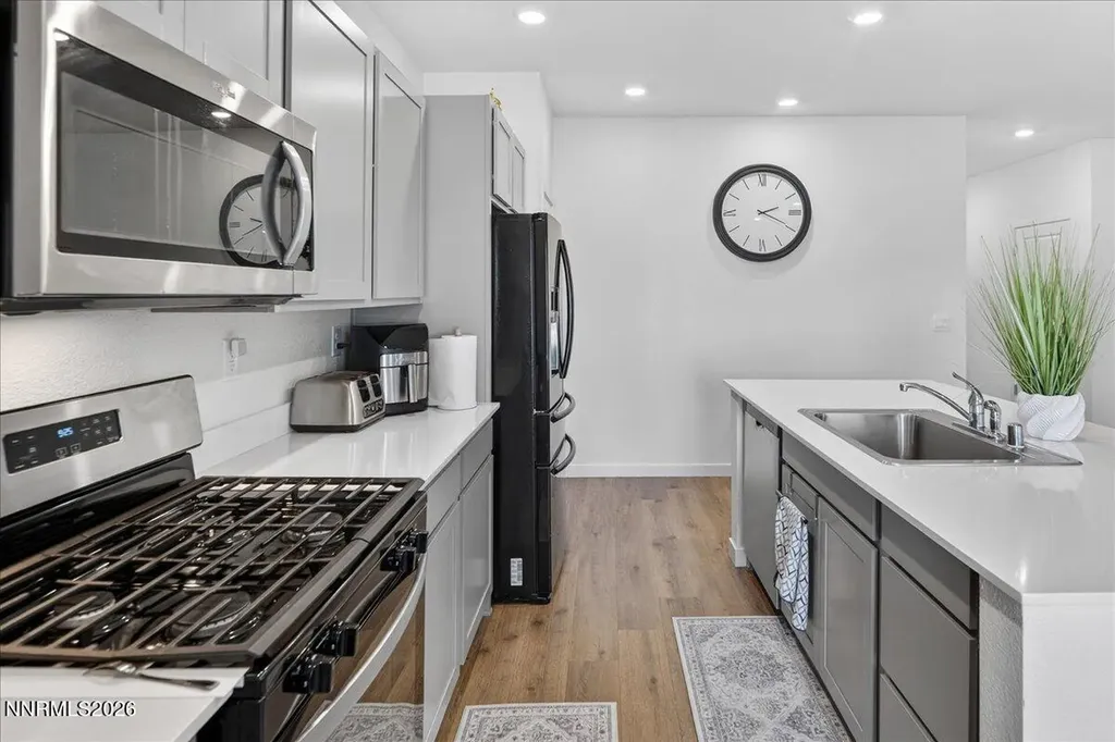 7397 Mountain Top Reno NV 89506