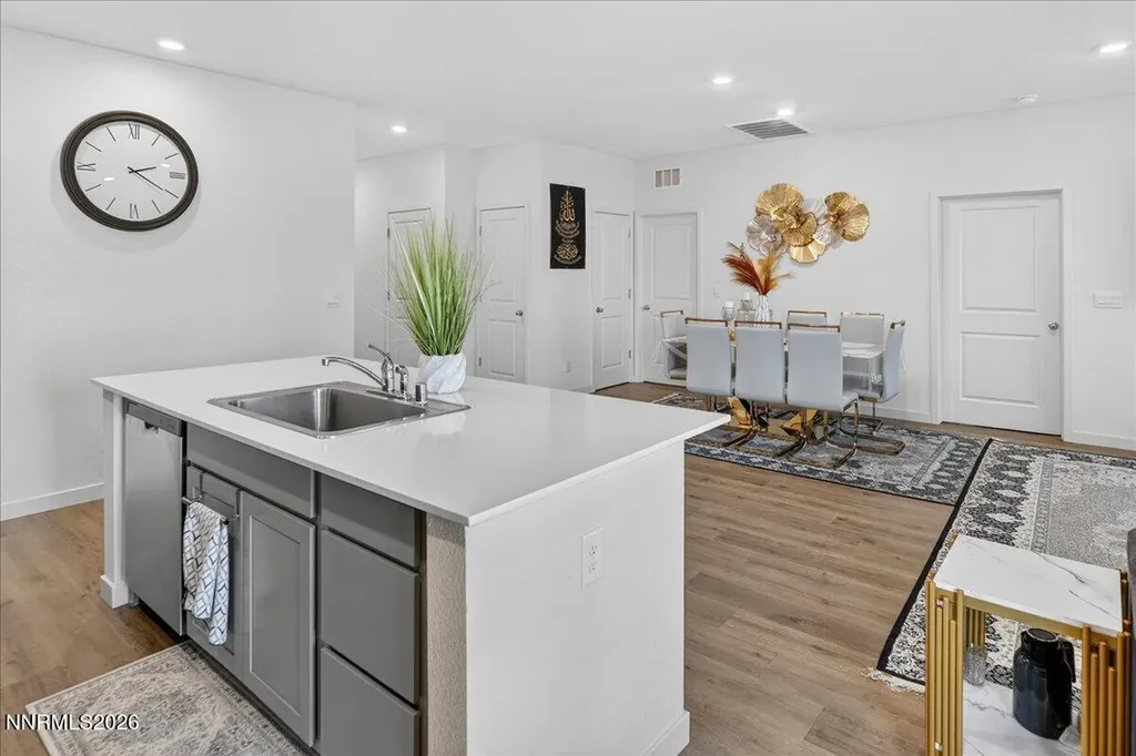 7397 Mountain Top Reno NV 89506