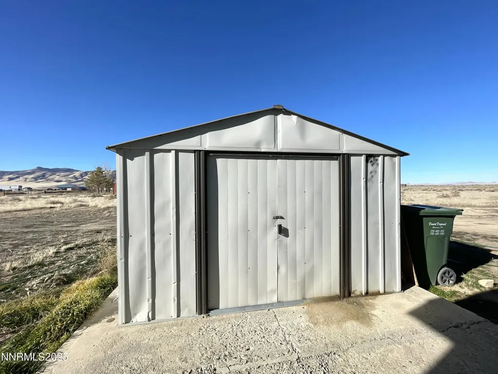 6055 Amos Winnemucca NV 89445