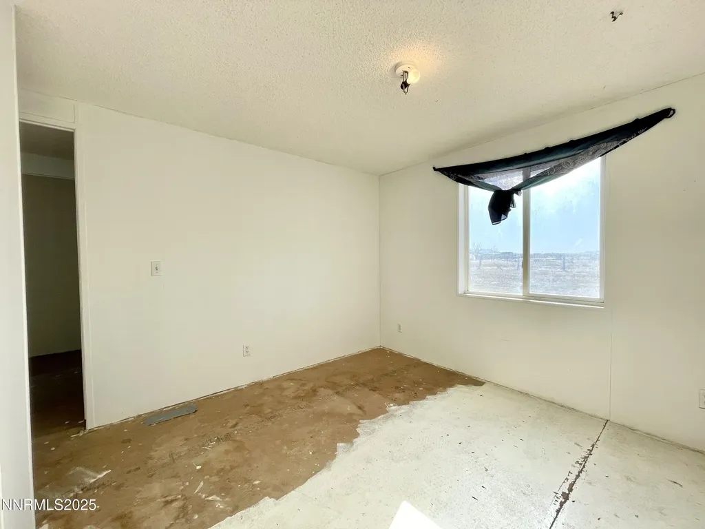 6055 Amos Winnemucca NV 89445