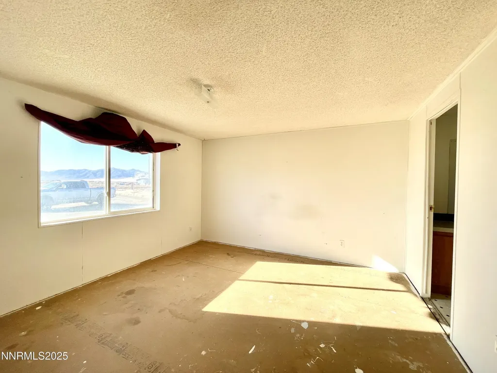 6055 Amos Winnemucca NV 89445