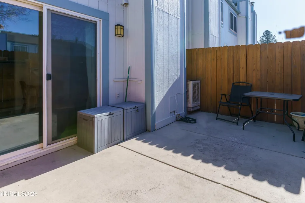 2127 Greyhaven Sparks NV 89431