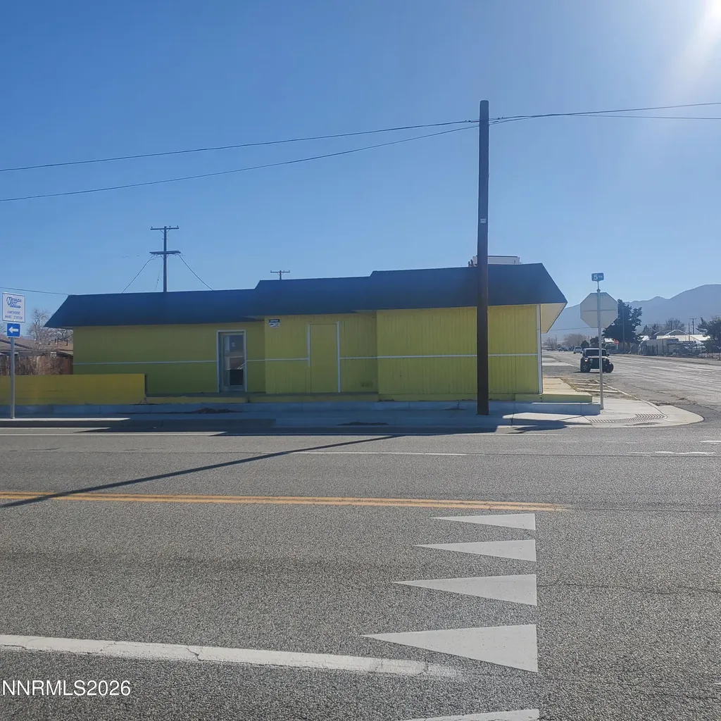 1302 5th Hawthorne NV 89415