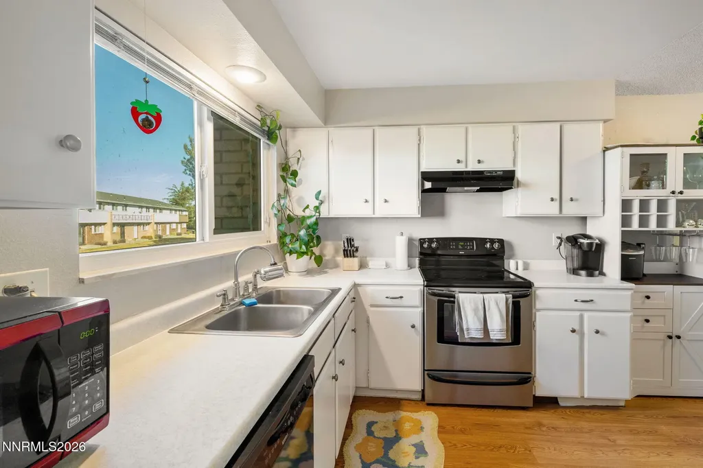 625 Smithridge Park Reno NV 89502
