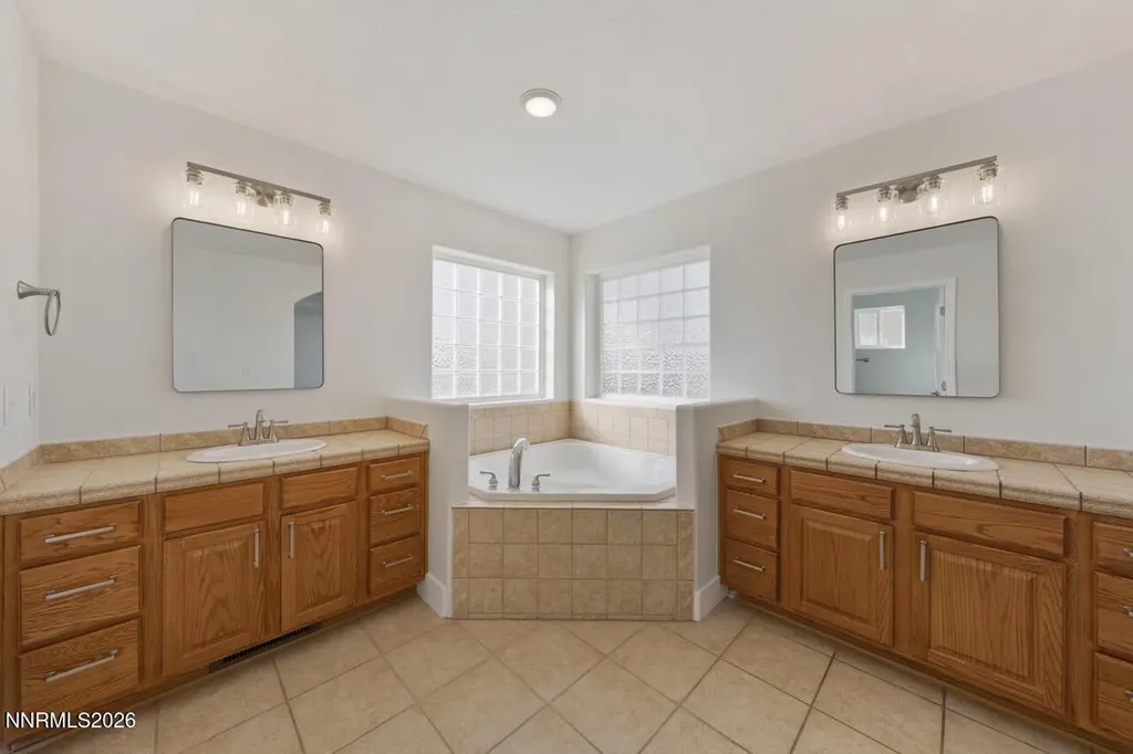 560 Wedge Fernley NV 89408