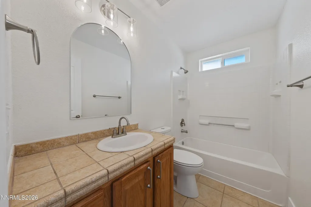 560 Wedge Fernley NV 89408