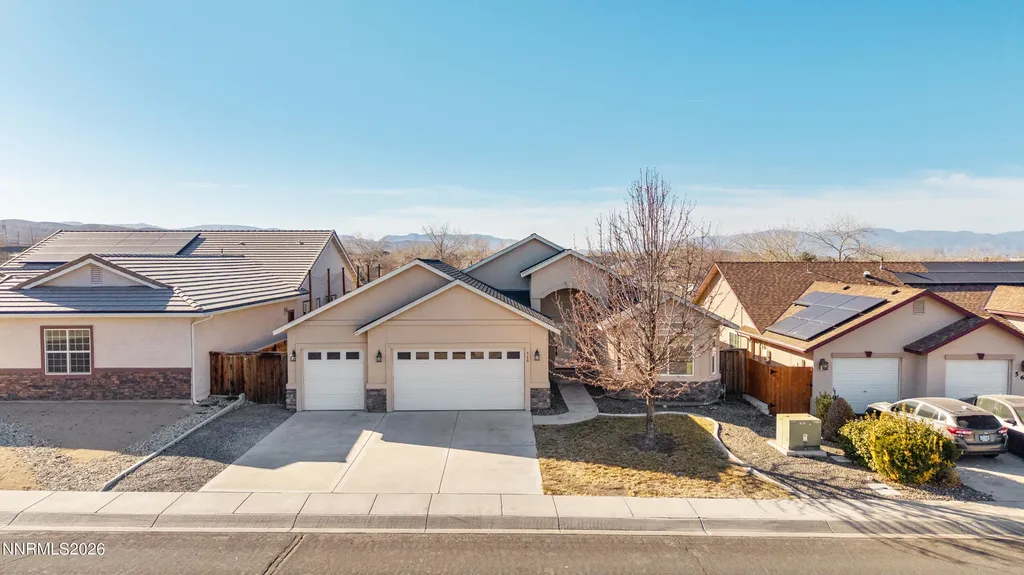 560 Wedge Fernley NV 89408