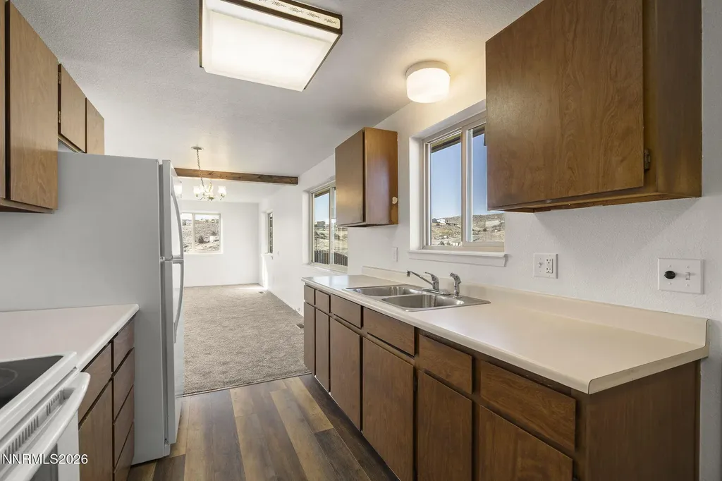 5725 Jim Denning Sun Valley NV 89433