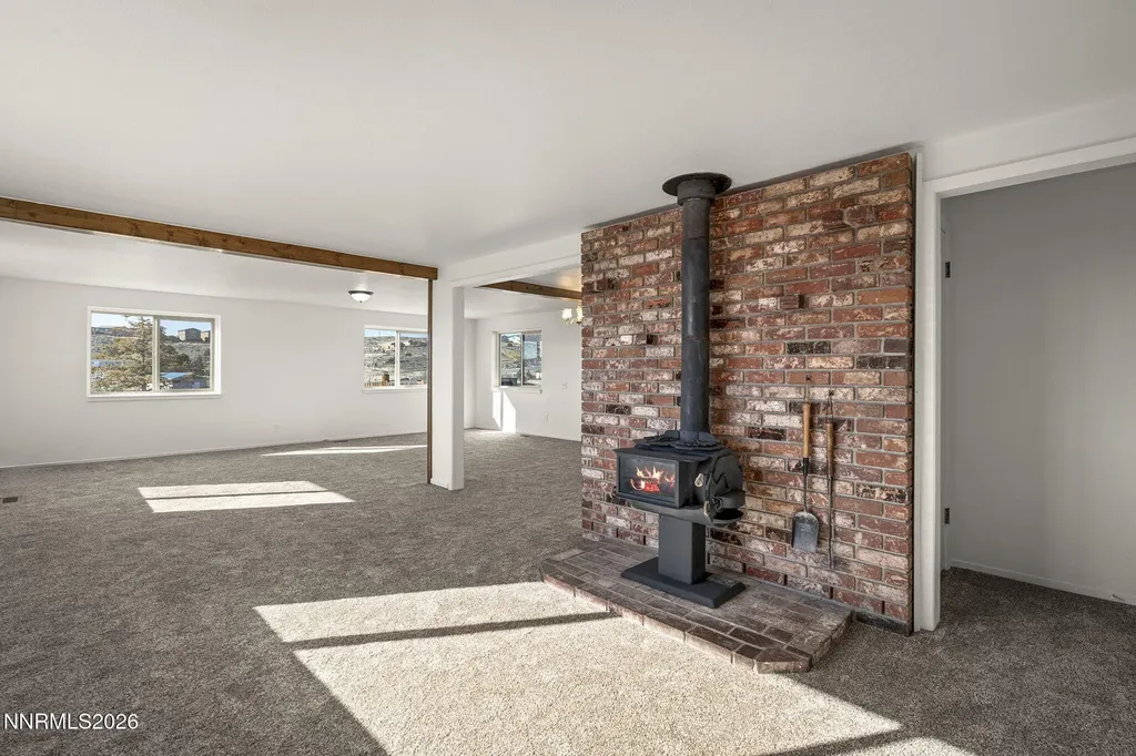 5725 Jim Denning Sun Valley NV 89433