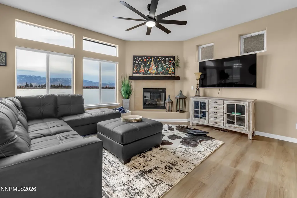 1165 Harbour Cove Sparks NV 89434