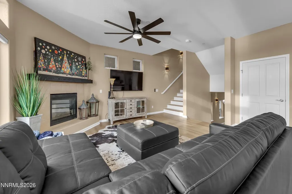 1165 Harbour Cove Sparks NV 89434