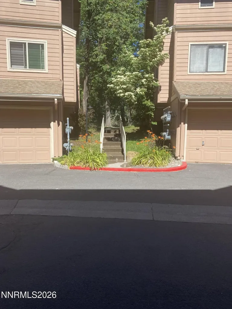 2875 Idlewild Reno NV 89509