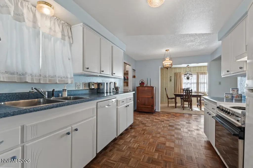 1316 Stanford Carson City NV 89701