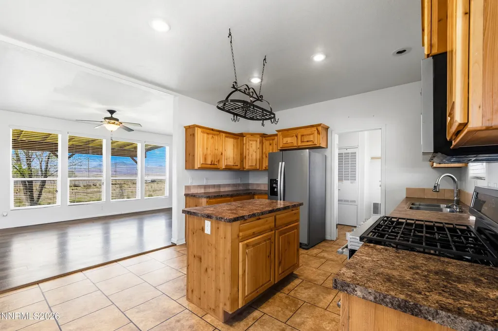 7075 Lazy P Winnemucca NV 89445