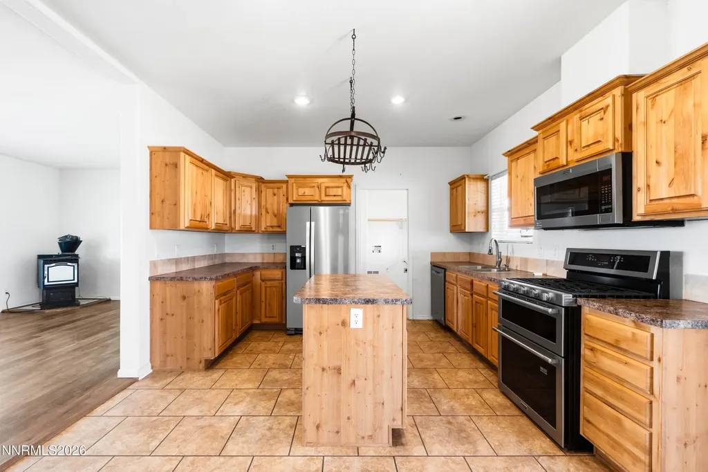7075 Lazy P Winnemucca NV 89445