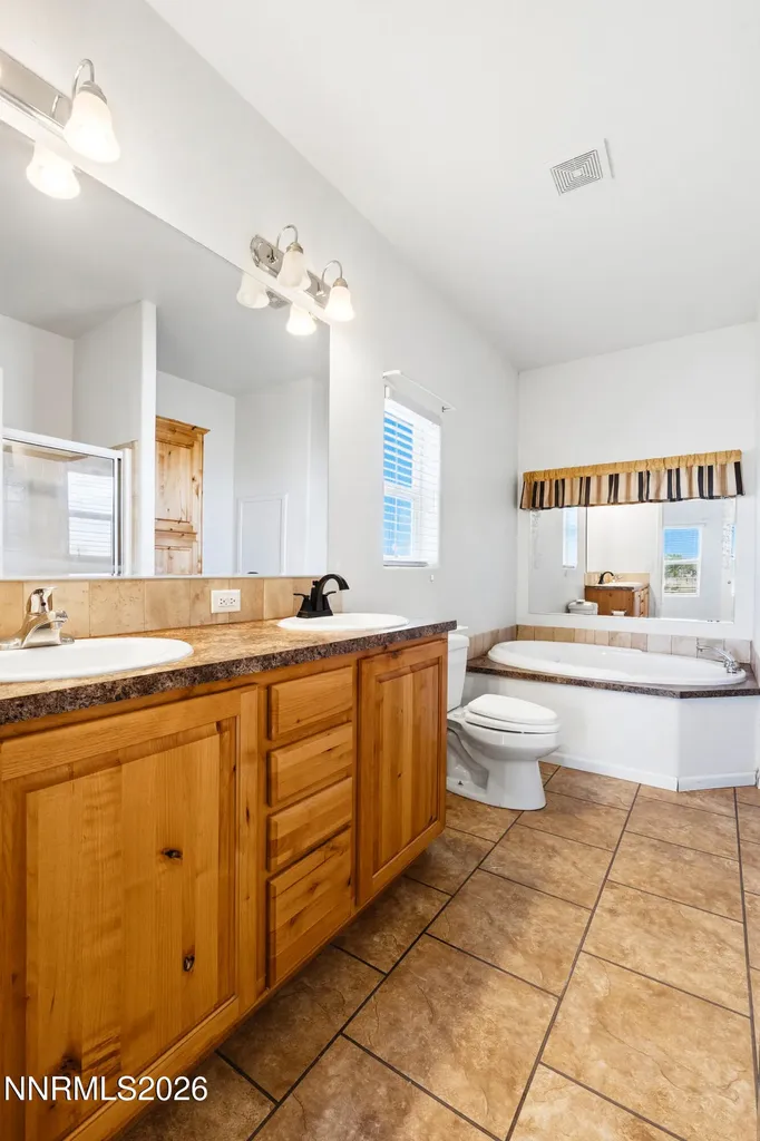 7075 Lazy P Winnemucca NV 89445