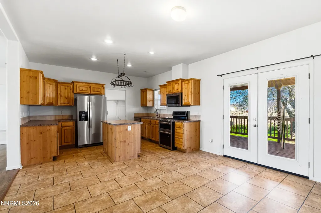 7075 Lazy P Winnemucca NV 89445