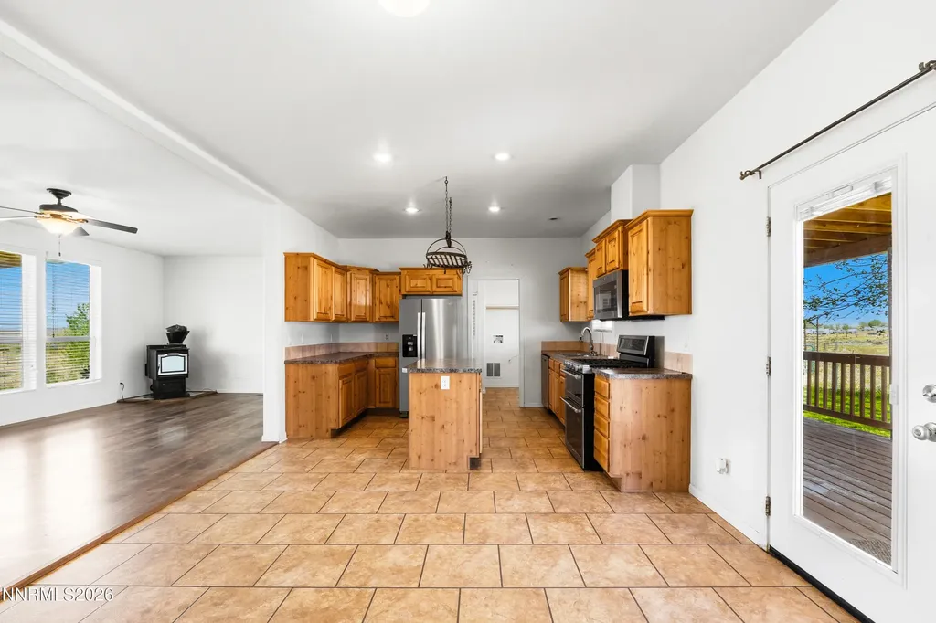 7075 Lazy P Winnemucca NV 89445