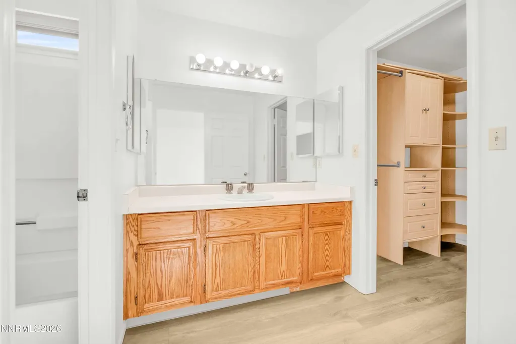 7554 Whimbleton Reno NV 89511
