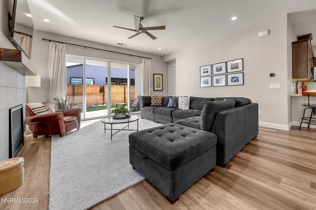 2397 Silent Creek Sparks NV 89436