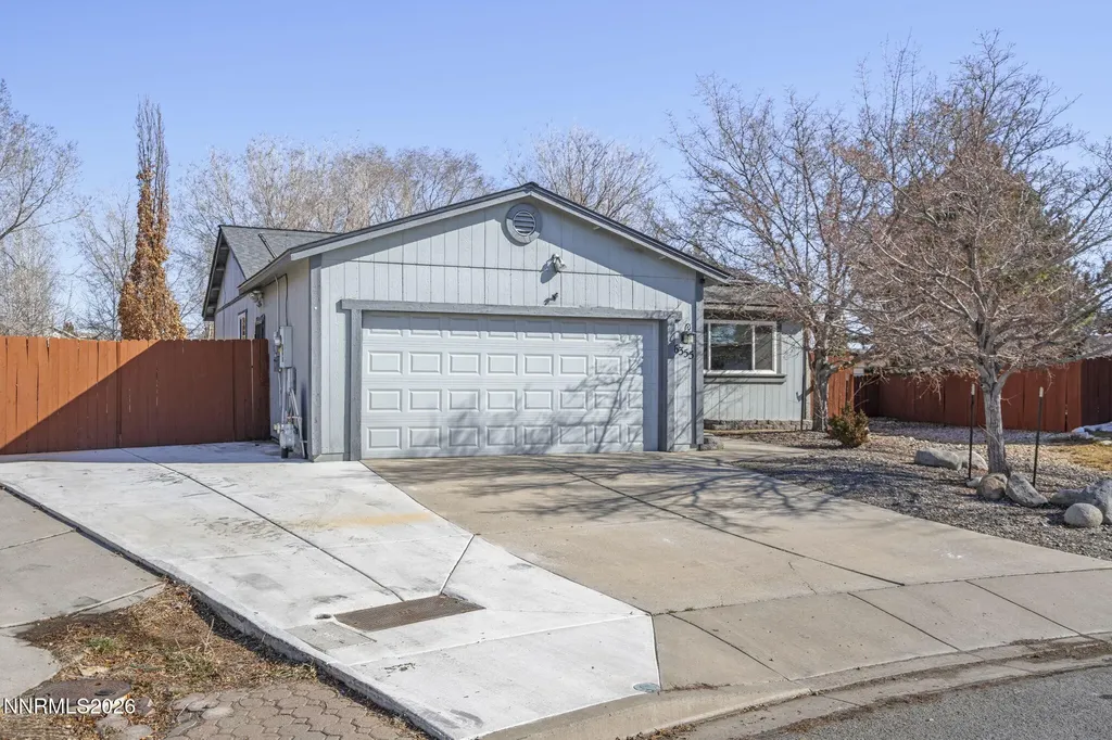 6355 Chinook Sun Valley NV 89433