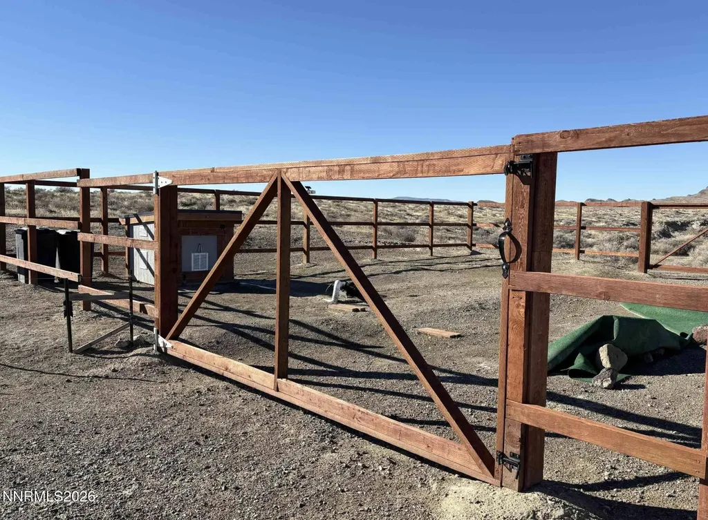 101213 Fencemaker Road Lovelock NV 89419