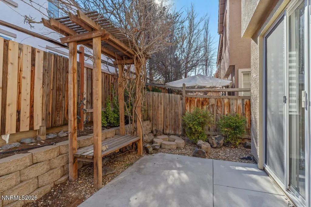 6272 Black Cinder Sparks NV 89436