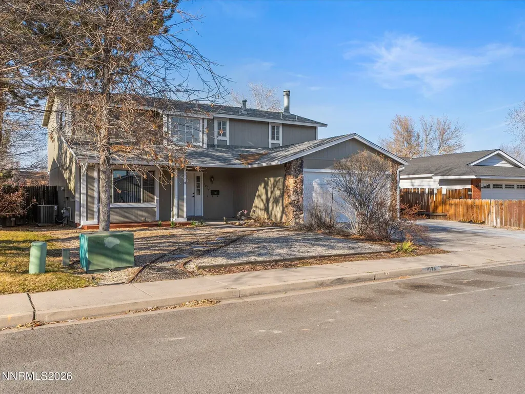 1074 Glen Martin Sparks NV 89434