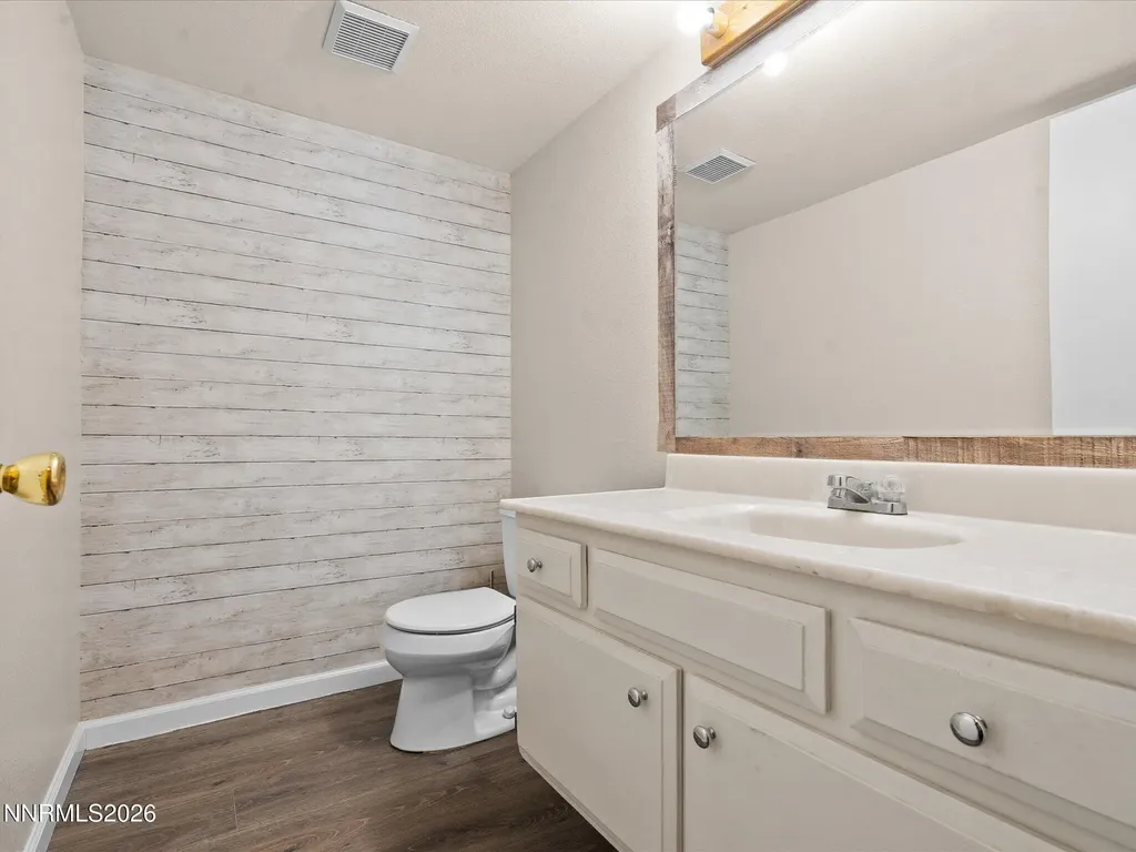 1074 Glen Martin Sparks NV 89434