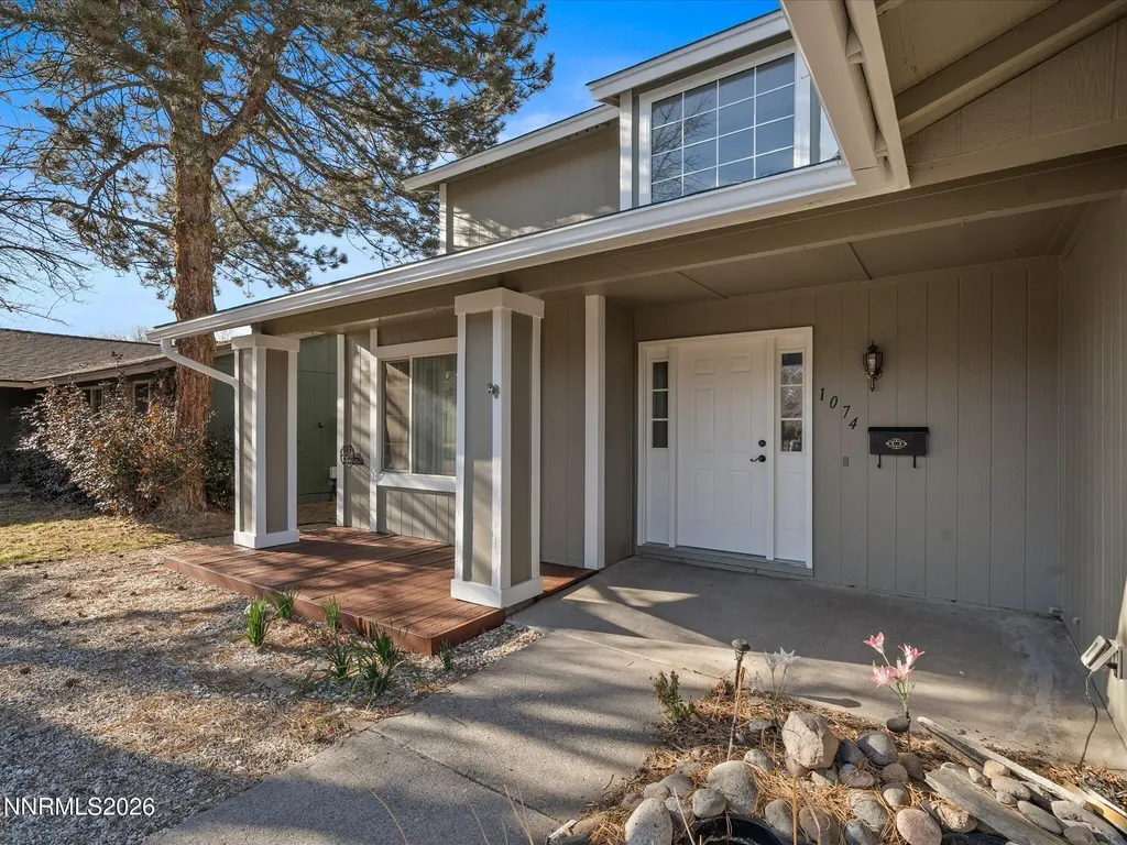 1074 Glen Martin Sparks NV 89434