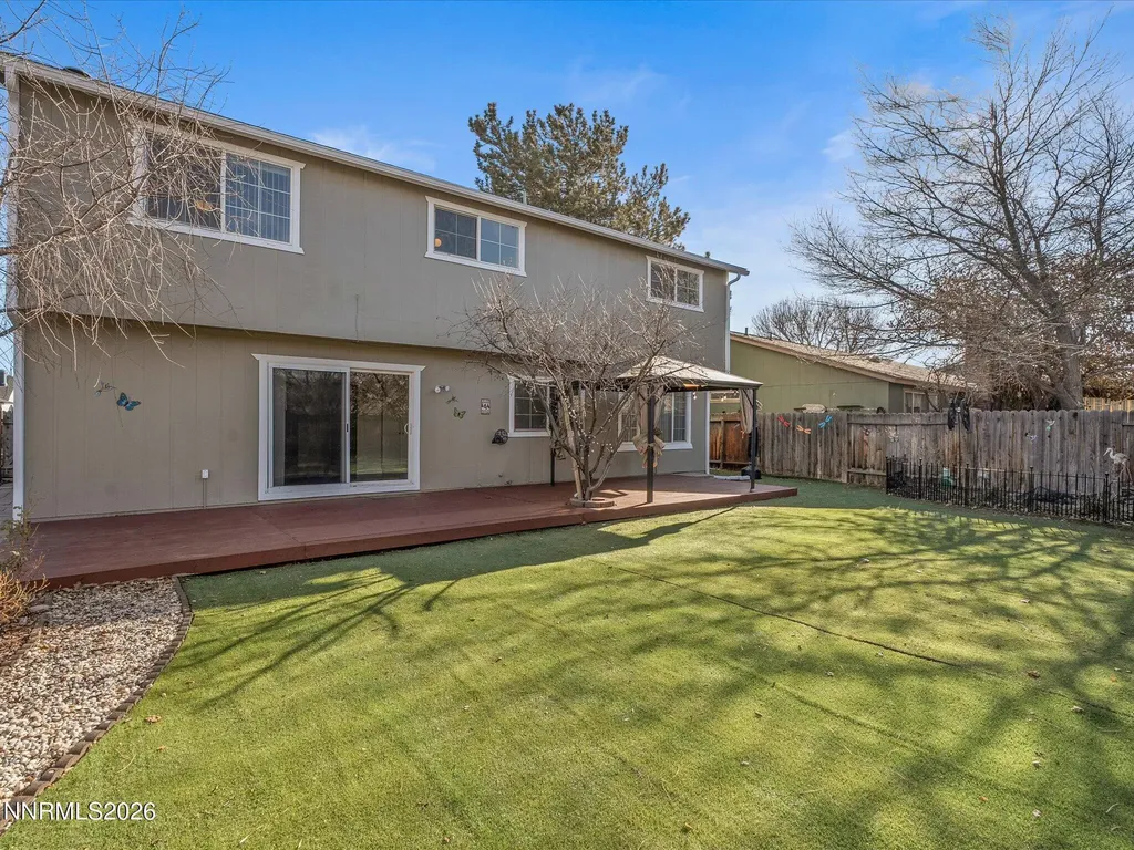 1074 Glen Martin Sparks NV 89434