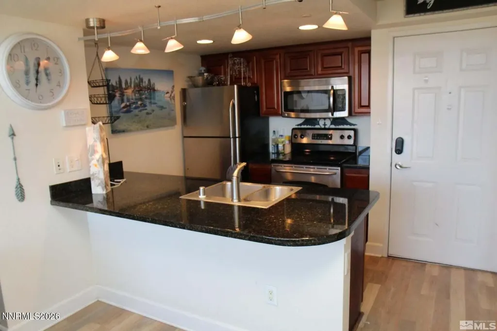 450 Arlington Reno NV 89503