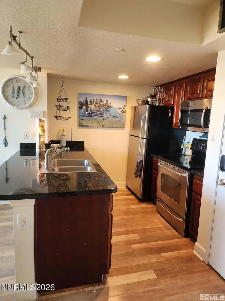 450 Arlington Reno NV 89503