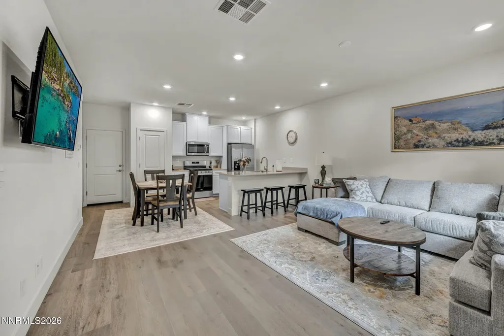 1634 Icelandic Reno NV 89523