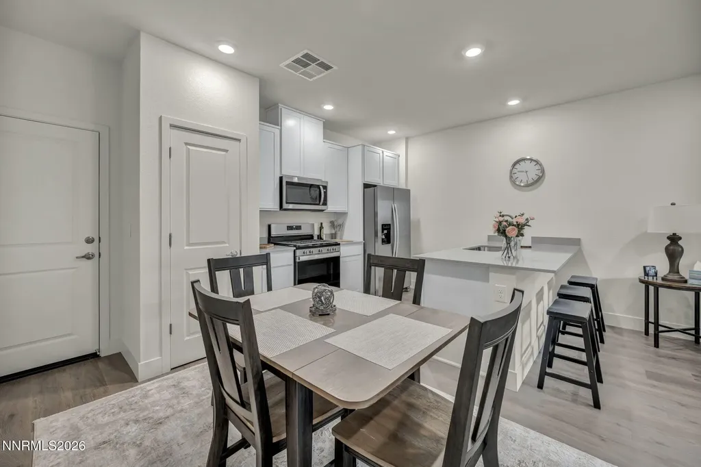 1634 Icelandic Reno NV 89523